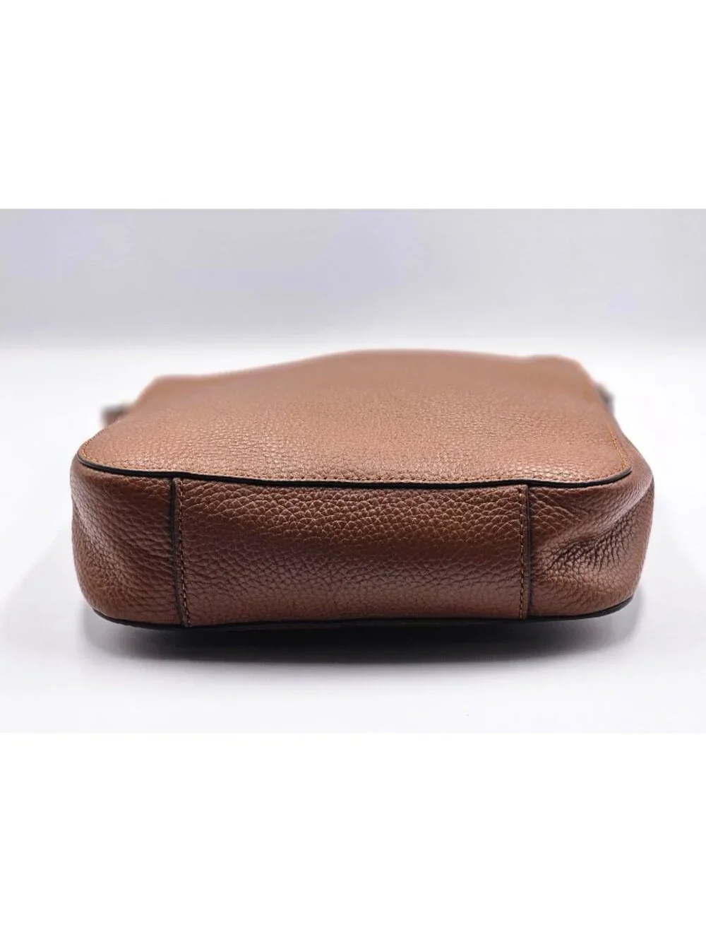 Michael Kors Women's Tan Pebbled Leather Hamilton Traveler Crossbody Bag  3371